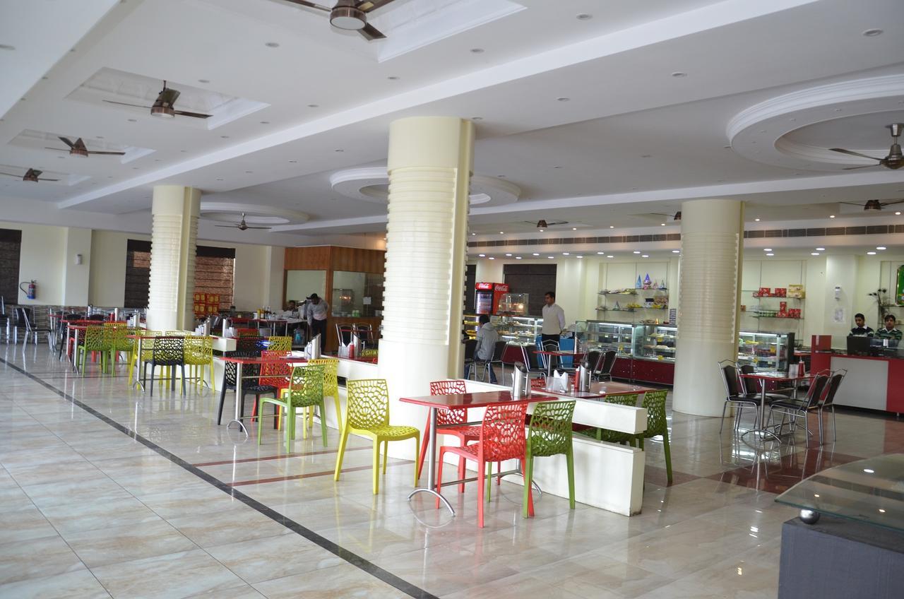 Chopra Residency Hotel Hamirpur Buitenkant foto