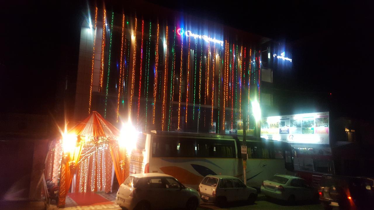 Chopra Residency Hotel Hamirpur Buitenkant foto